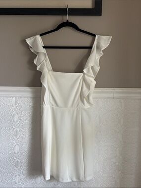 NWT BCBG Paris Ruffle Strap Women's Dress size Small (4-6)